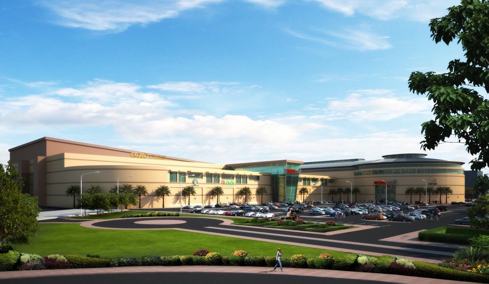 mane mall.jpg